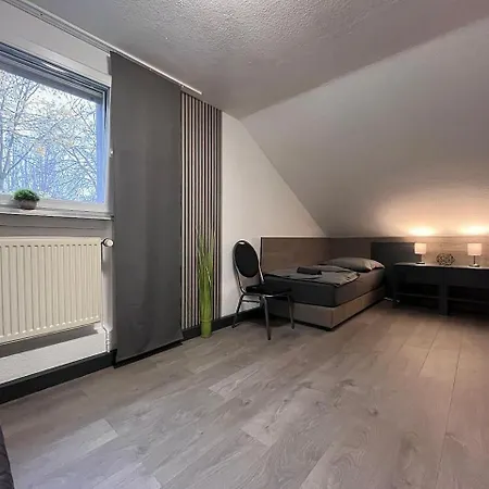 Monteurhaus In - Gemeinschaftsnutzung Kueche Und Bad Hemer