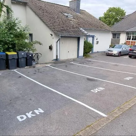 Monteurhaus In - Gemeinschaftsnutzung Kueche Und Bad Penzion